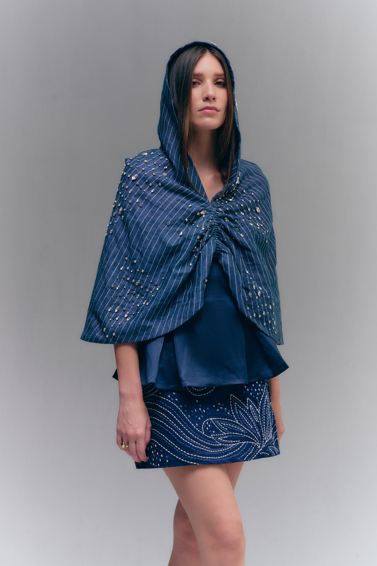 JAPA HOODED CAPE - SKY CAPTAIN