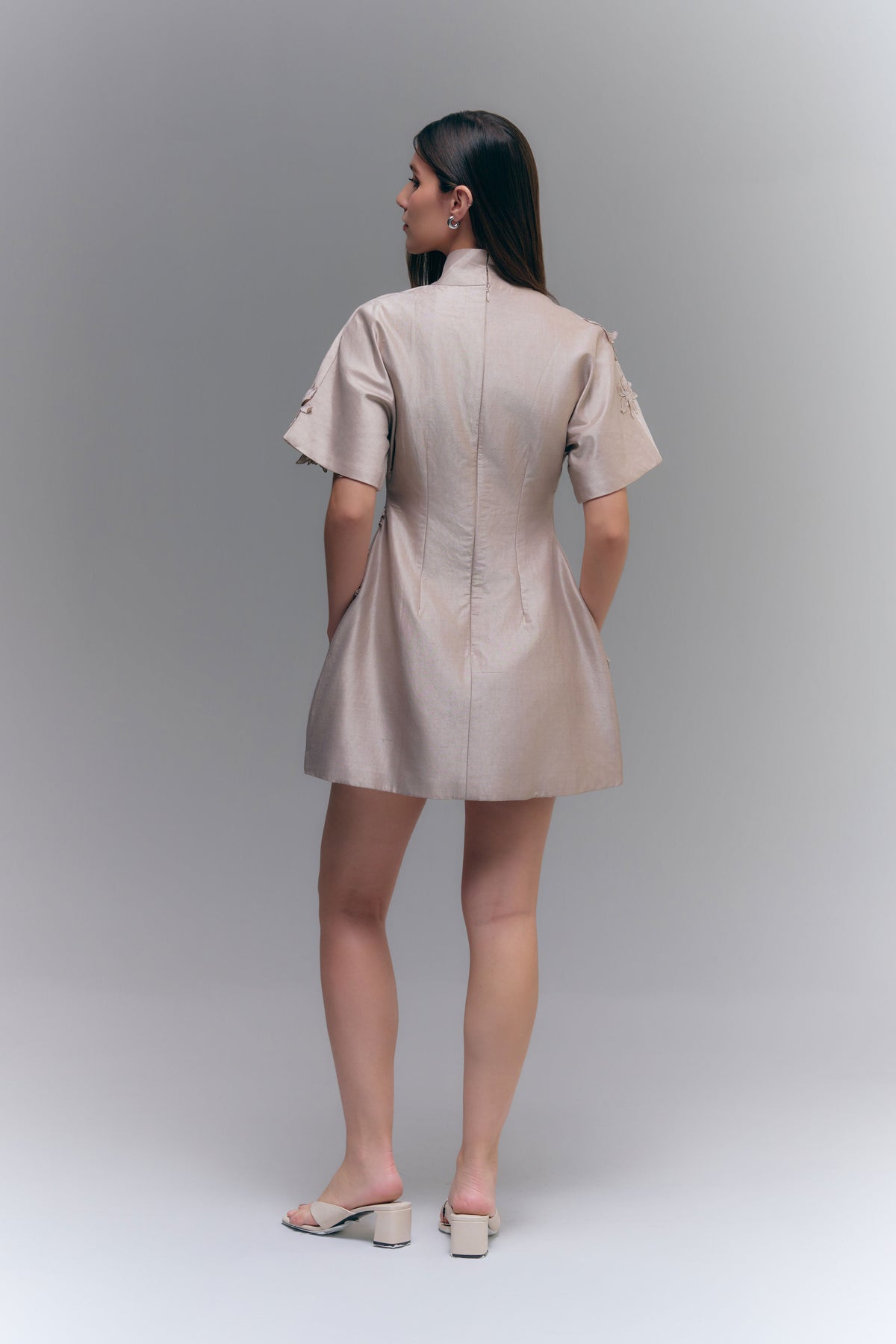 TARA MINI DRESS - WARM TAUPE