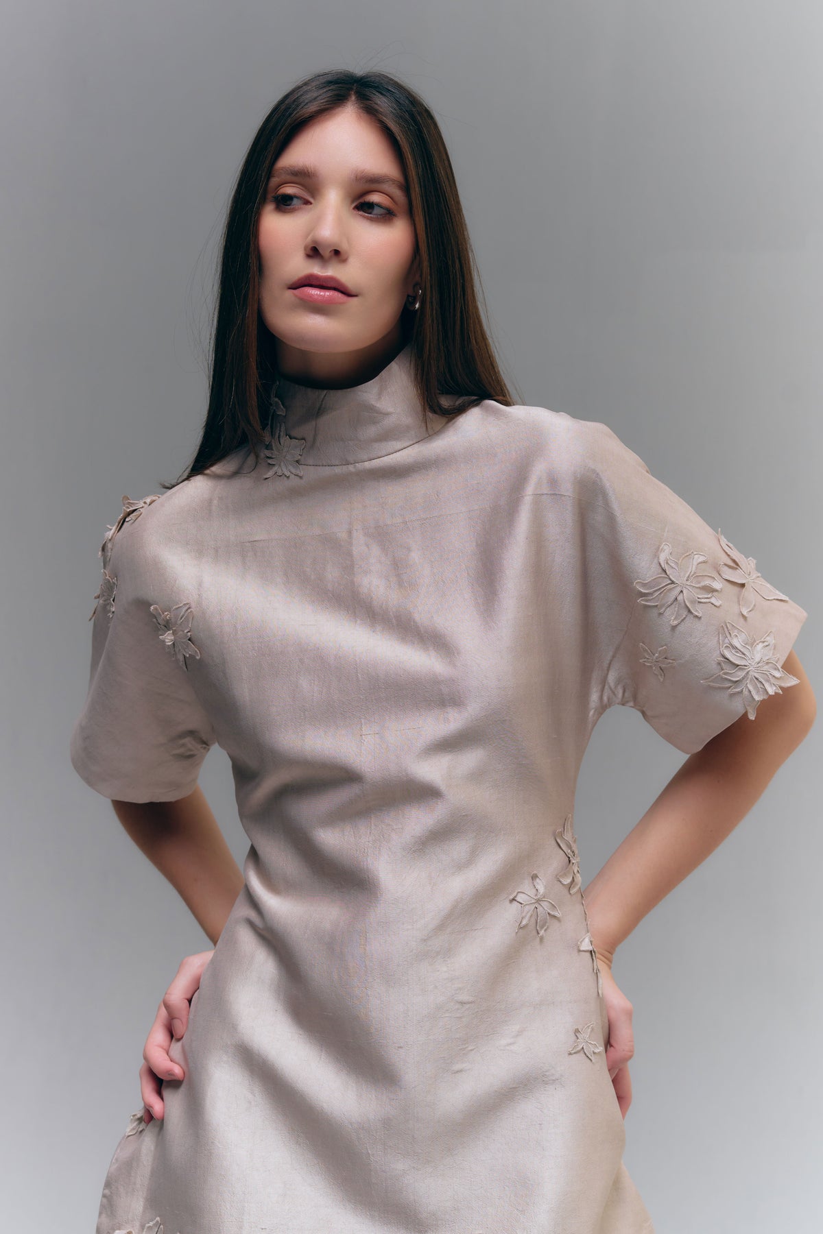 TARA MINI DRESS - WARM TAUPE